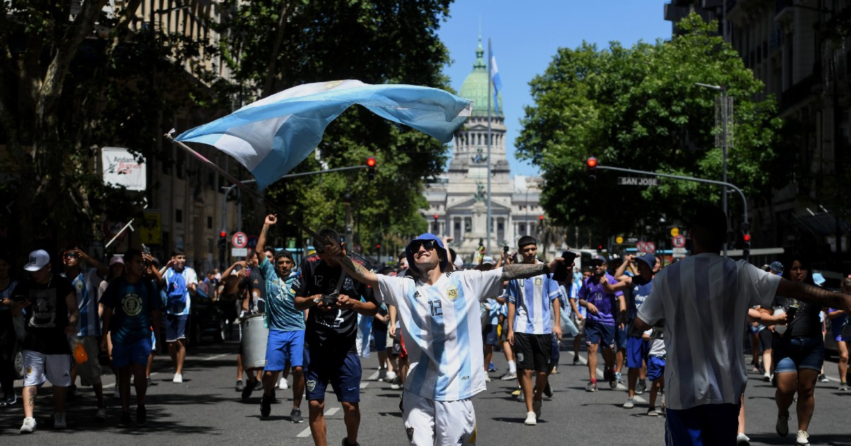 Buenos Aires em festa interminável na eufórica consagração dos campeões